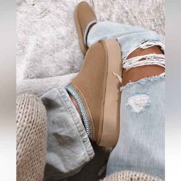 Jazmin Platform Slipper 🤎 10; fits like 9 - Picture 2 of 12